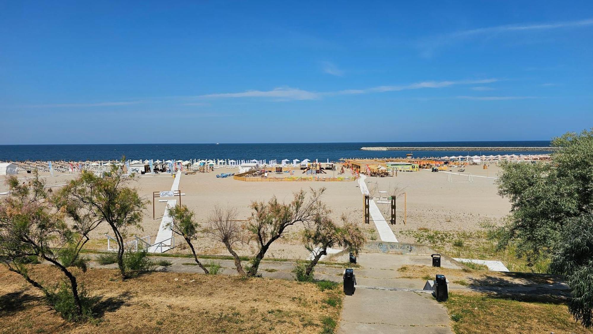 Nord 22 Villa Constanta Bagian luar foto