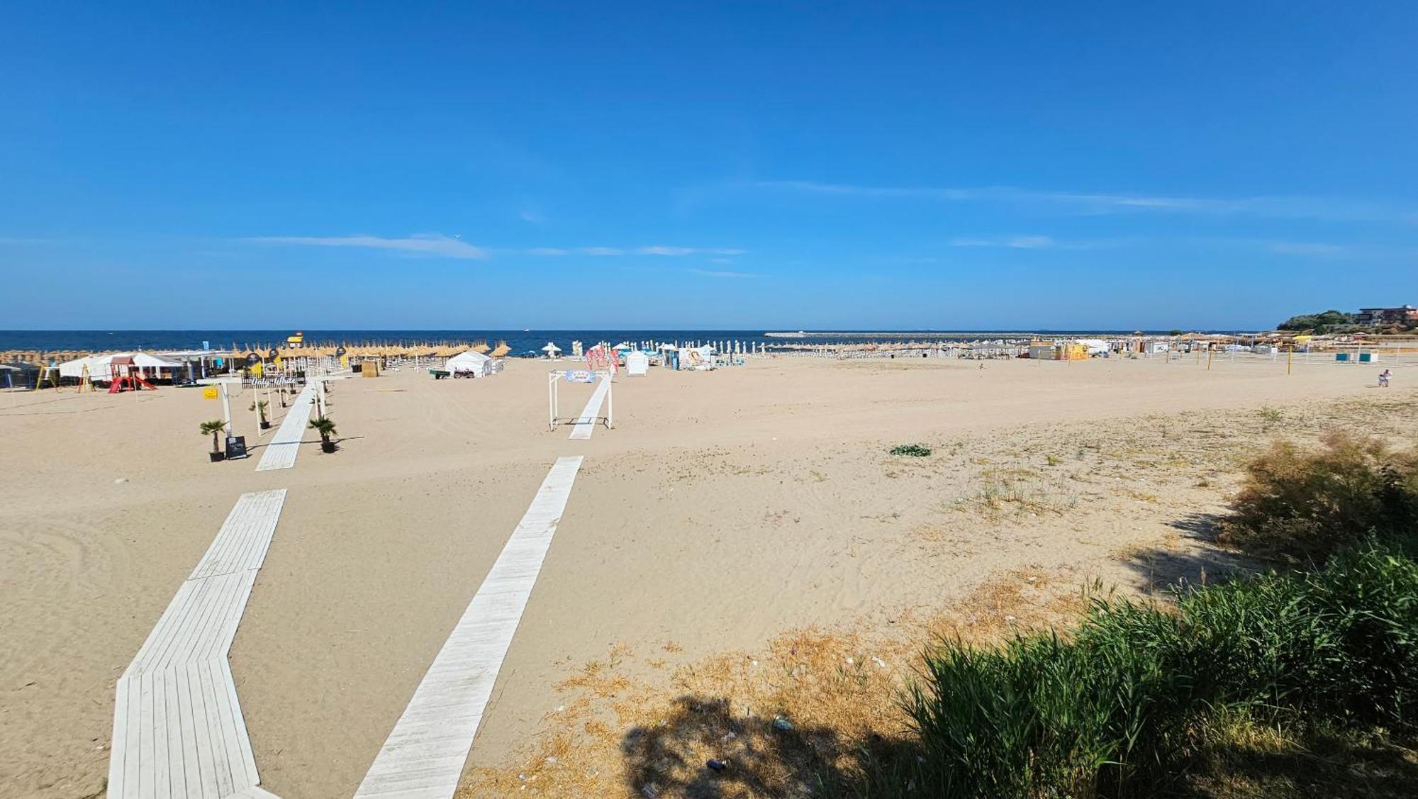 Nord 22 Villa Constanta Bagian luar foto