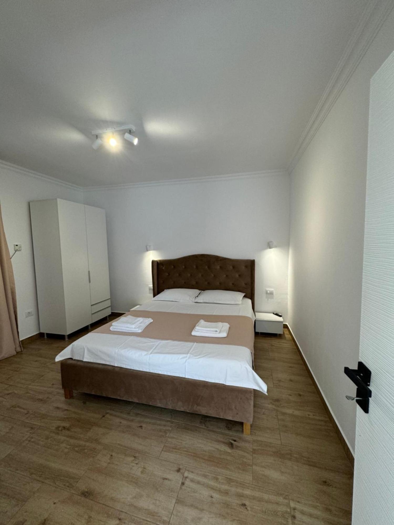 Nord 22 Villa Constanta Bagian luar foto